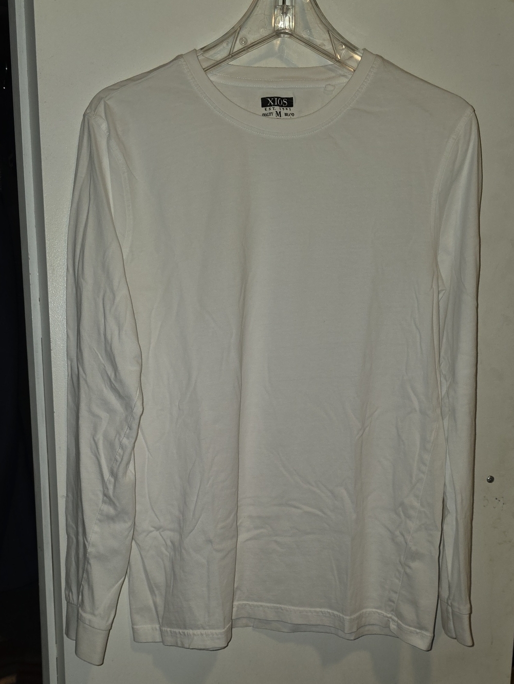 Men's White Long-Sleeve Crewneck Shirt